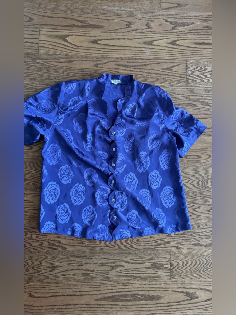 Vintage silk Rose Jacquard Button-Front Top